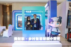 从“米小粒”到“车小帅”，贵财职院展区里的爱与匠心